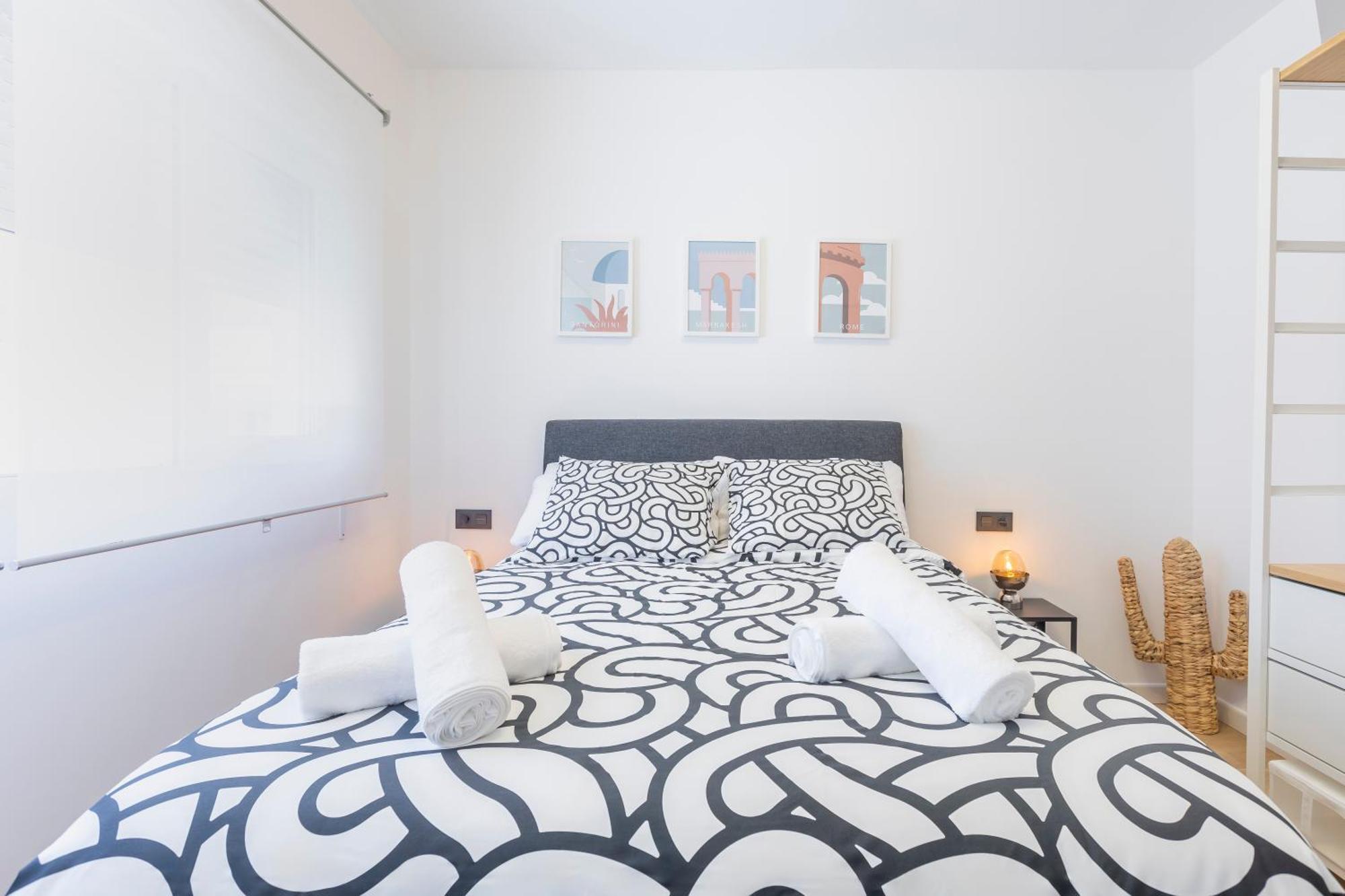 Fully Renovated Apartment In The Heart Of Fuengirola, 2 Min Walk To The Beach Bagian luar foto
