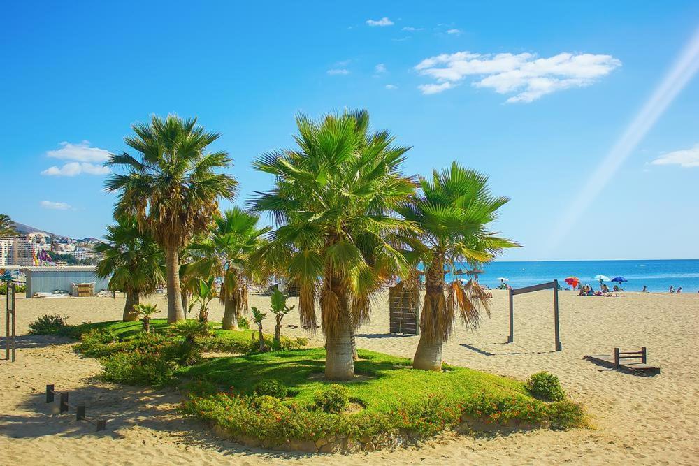 Fully Renovated Apartment In The Heart Of Fuengirola, 2 Min Walk To The Beach Bagian luar foto